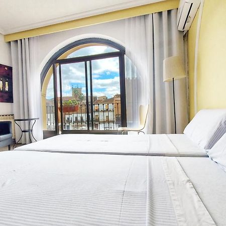 Hostal Martes Caceres Plaza Mayor - Tercer Piso Sin Ascensor Экстерьер фото