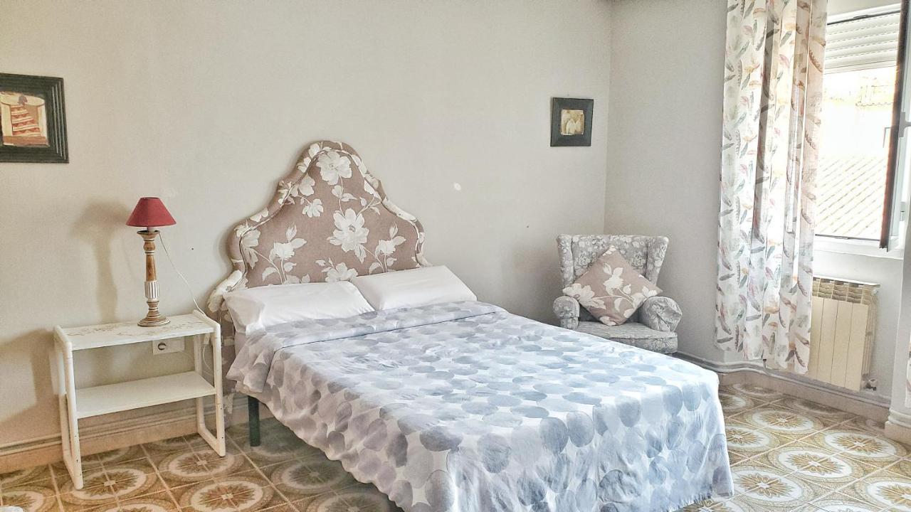 Hostal Martes Caceres Plaza Mayor - Tercer Piso Sin Ascensor Экстерьер фото