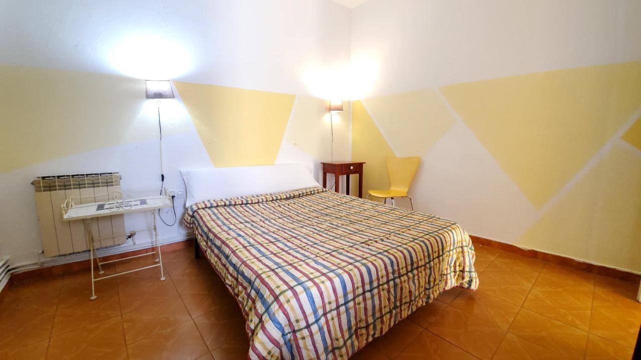 Hostal Martes Caceres Plaza Mayor - Tercer Piso Sin Ascensor Экстерьер фото